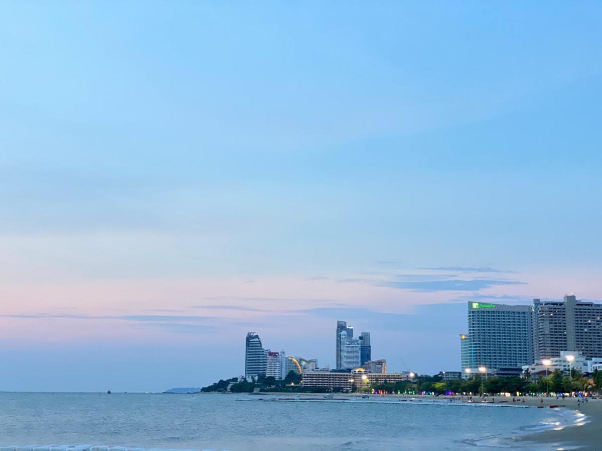 New Star Hotel Pattaya Exterior foto